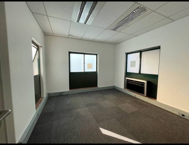 256M² OFFICE TO LET IN RIVONIA